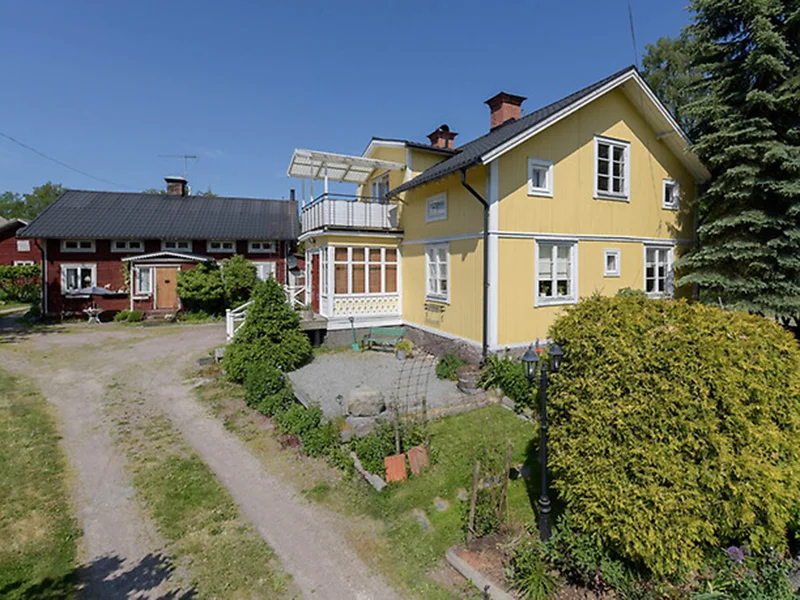 Byte av bursprak hangrannor pa villa Vagnharad Sormland